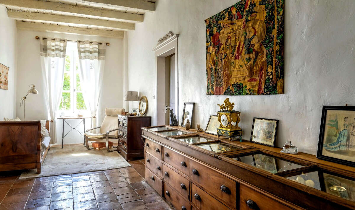 Maison à DONNAZAC