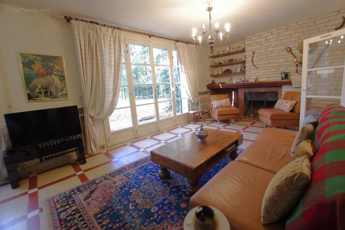 Maison à LAMORLAYE