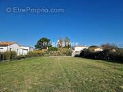 Terrain à LES SABLES-D&#039;OLONNE