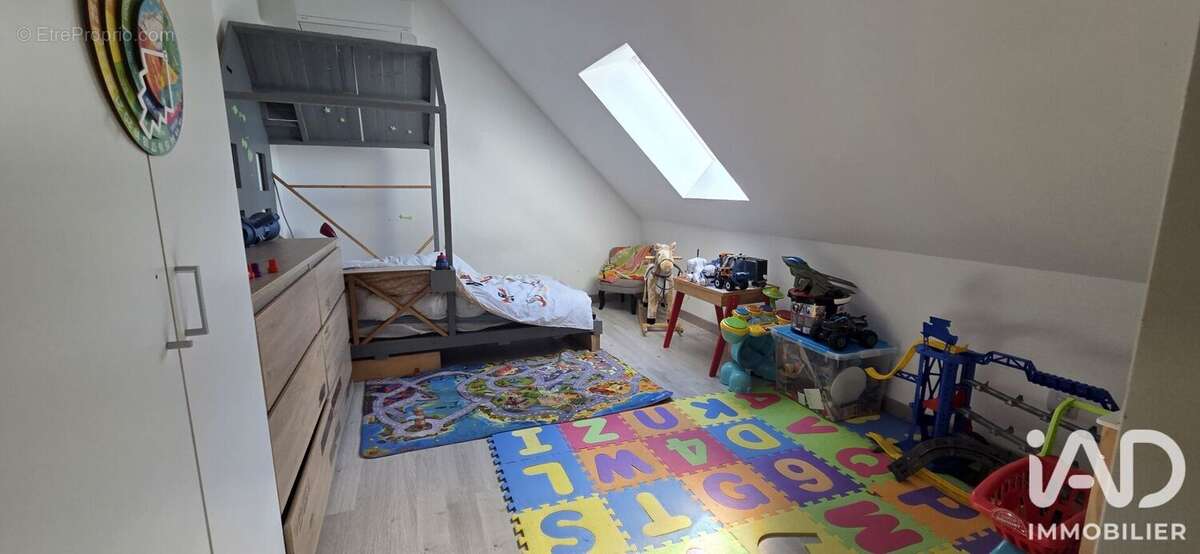 Maison 93 m² à Moulle  - photo 6