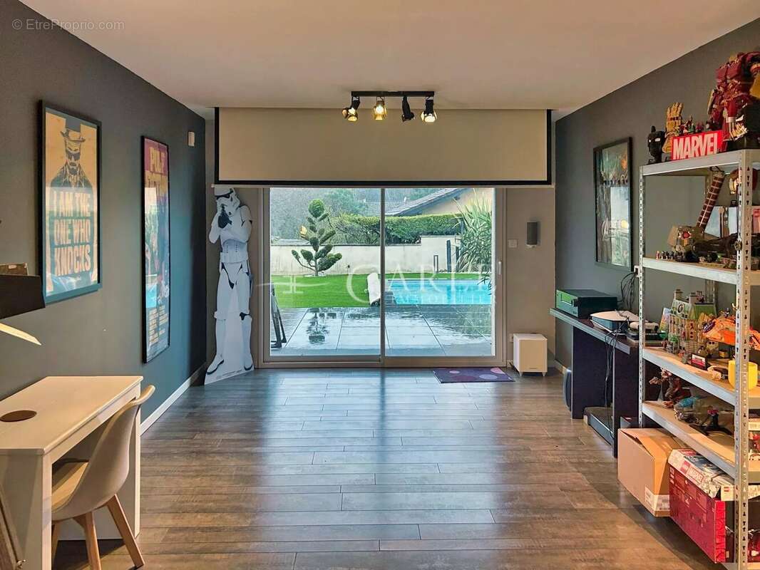 Maison à CHARVIEU-CHAVAGNEUX