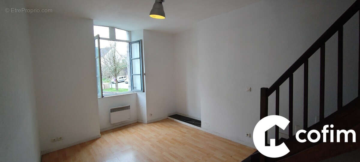 Appartement à OLORON-SAINTE-MARIE