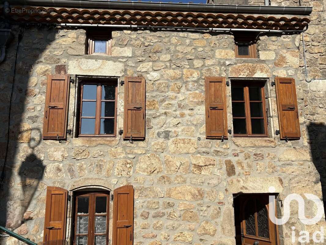 Photo 3 - Maison à COLOMBIER-LE-JEUNE