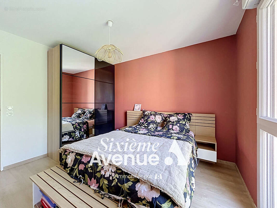 Appartement à MEYZIEU