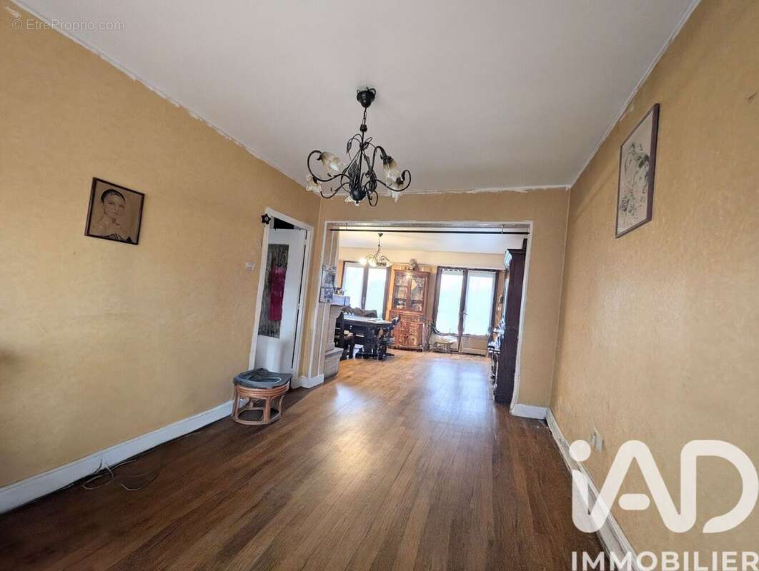 Photo 6 - Maison à SAINT-HILAIRE-LES-ANDRESIS