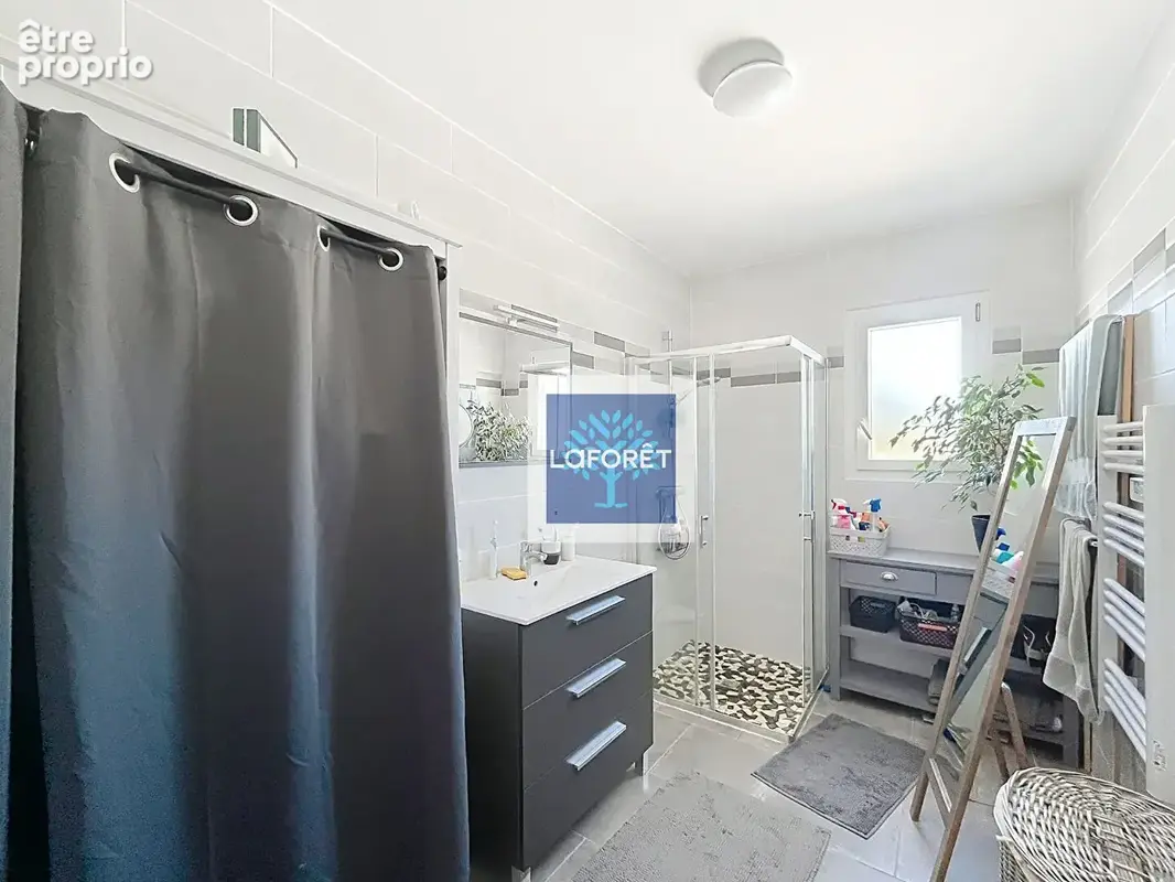 Maison sous décennale, 4 chambres, piscine et garage - photo 5