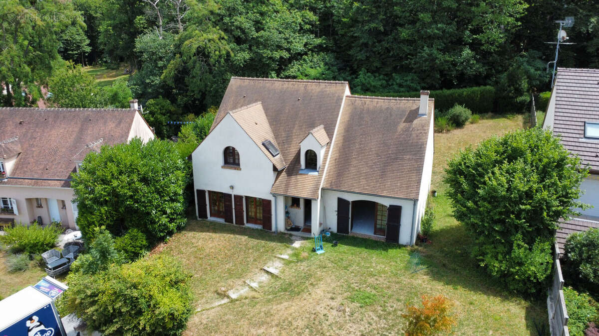 Maison à VILLIERS-SAINT-FREDERIC