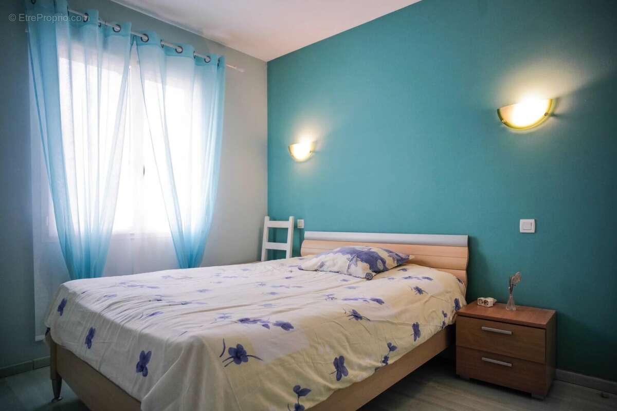 Maison à SAINT-GEORGES-DE-DIDONNE