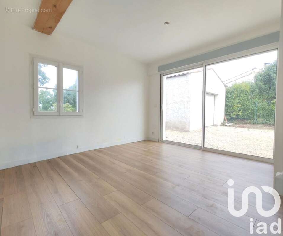 Maison 165 m² à Breuil-La-Reorte  - photo 9