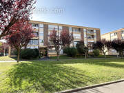 Appartement à SURVILLIERS