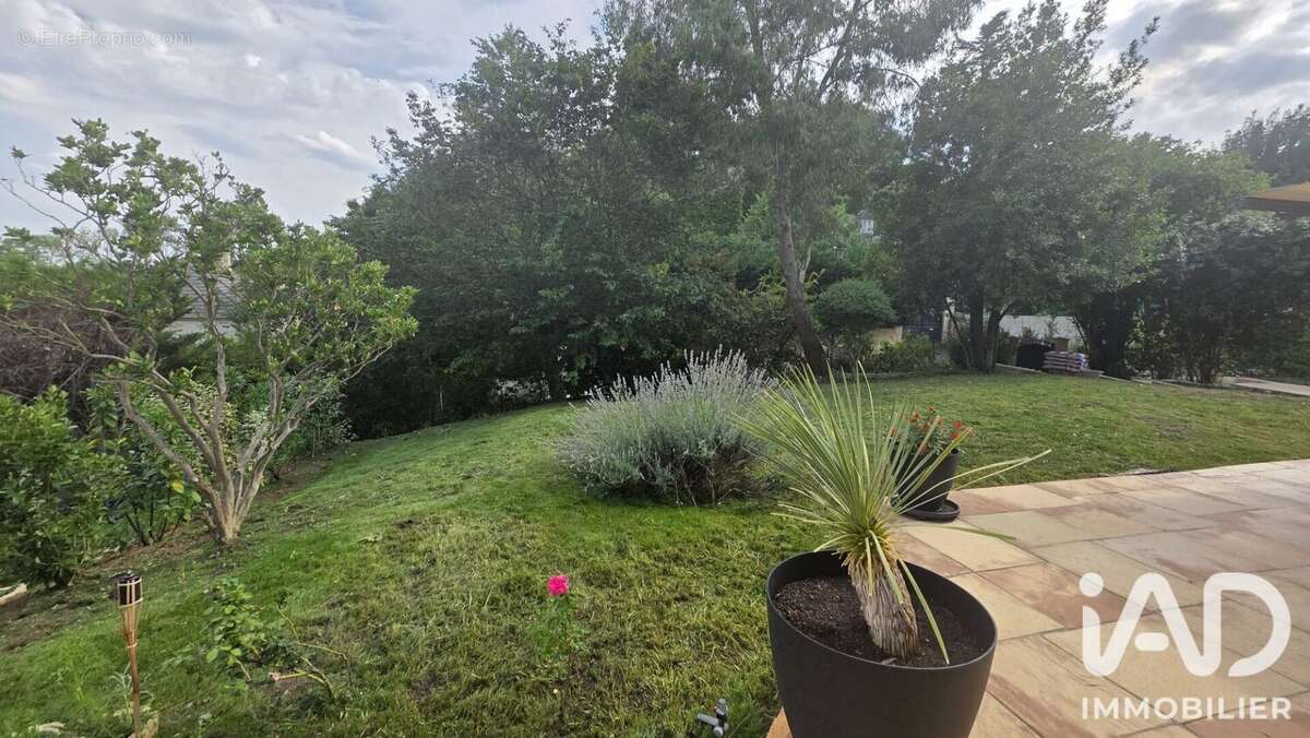 Maison 240 m² à Villennes-Sur-Seine  - photo 3