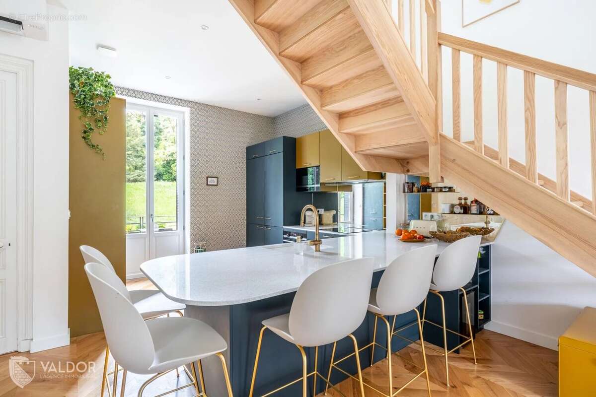 Appartement à POMMIERS