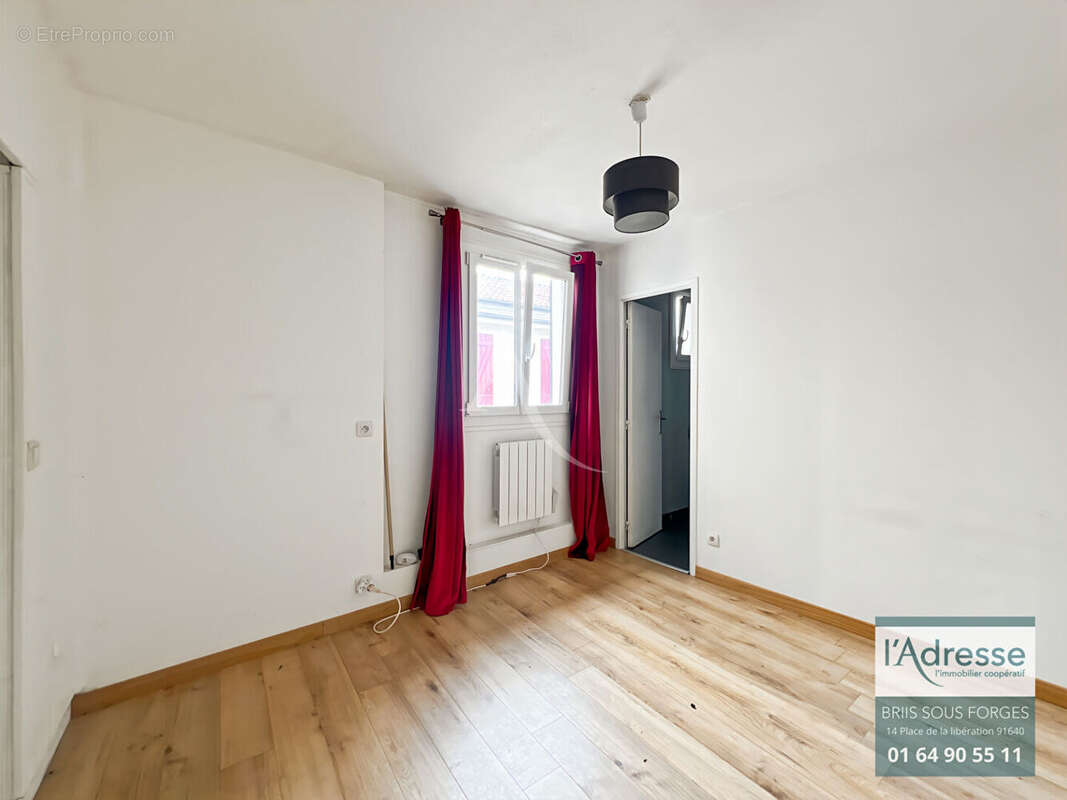 Appartement à SAINT-ARNOULT-EN-YVELINES