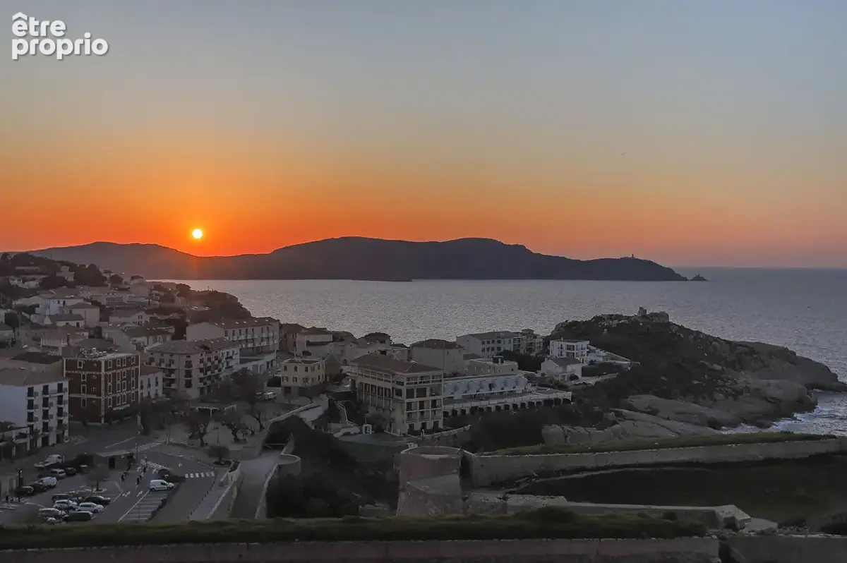 Appartement à CALVI