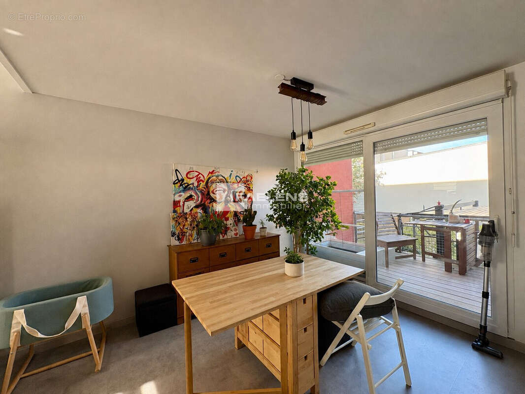 Maison 88 m² à Lille  - photo 5