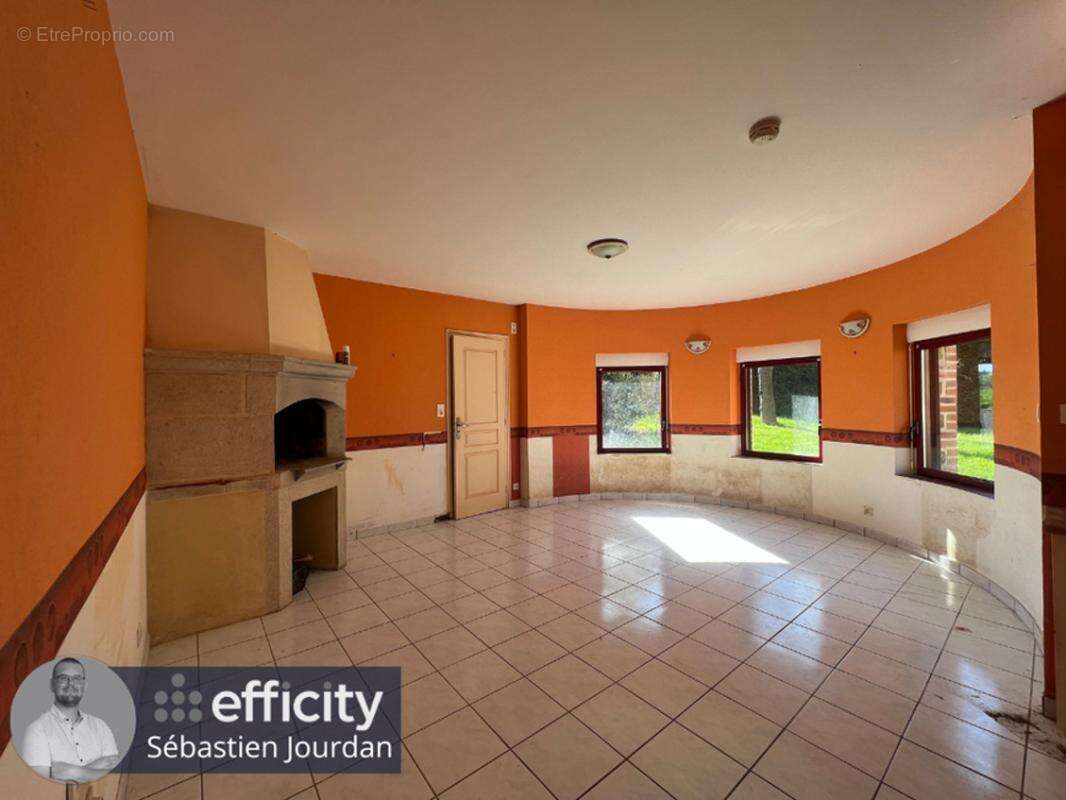 Maison à LOUVIGNE-DE-BAIS