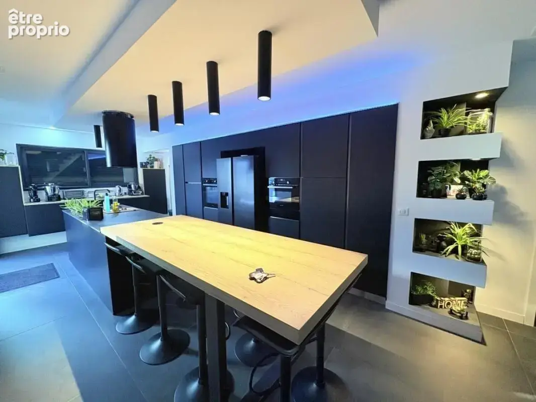 Maison - Castelnau-le-Lez - 220m² - photo 5
