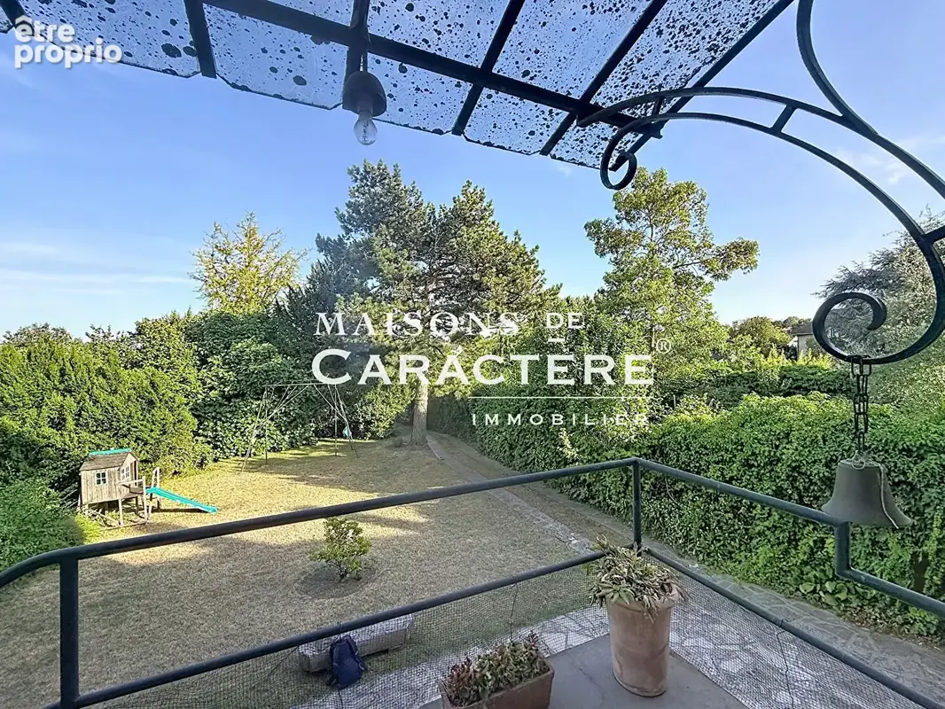 Maison à VERNEUIL-SUR-SEINE