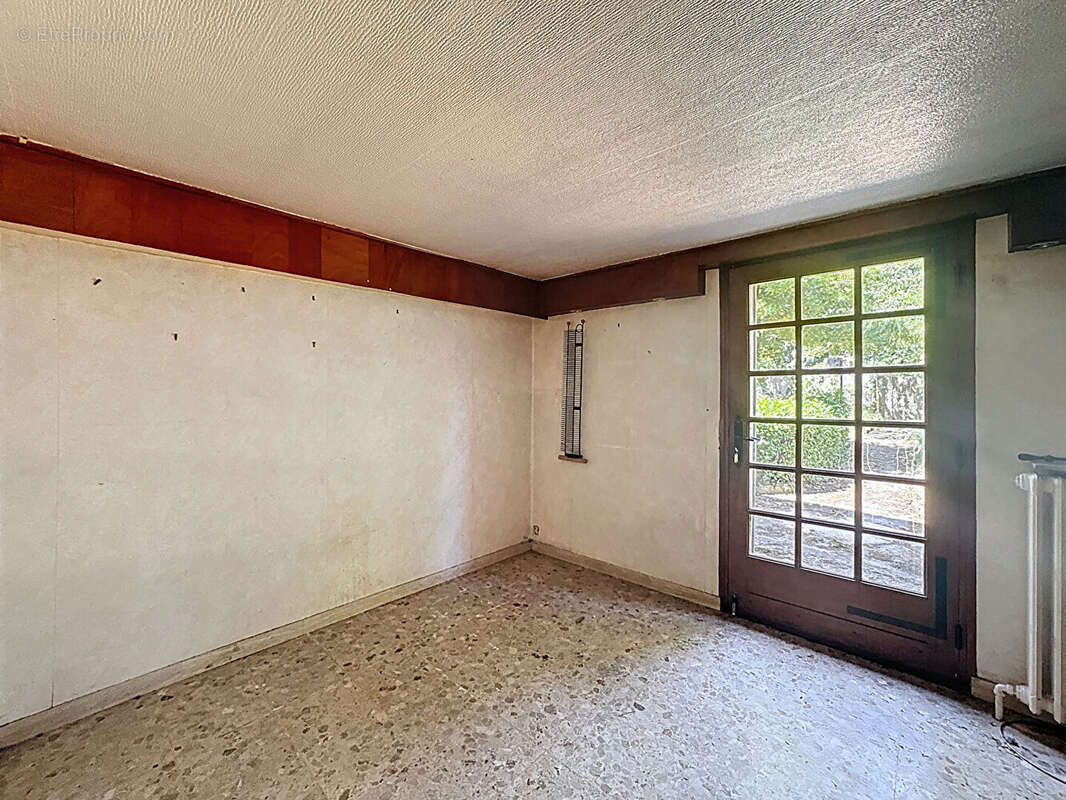 Maison à BONNEUIL-SUR-MARNE