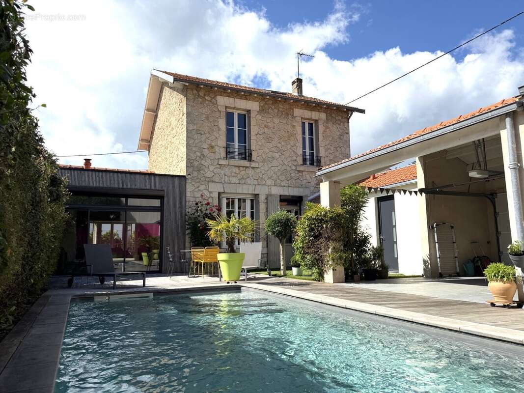 Maison à LA ROCHELLE