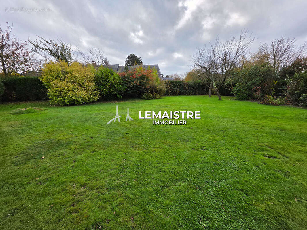 Maison à FONTAINE-LA-MALLET