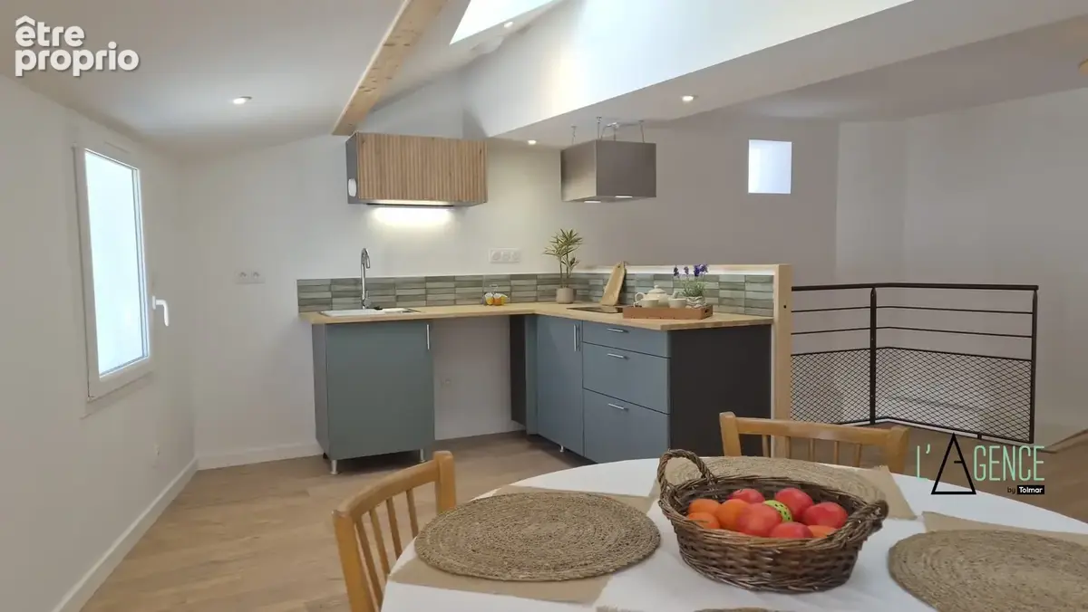 Appartement 3 pièces 54 m² à vendre à Royan (17200) - photo 2