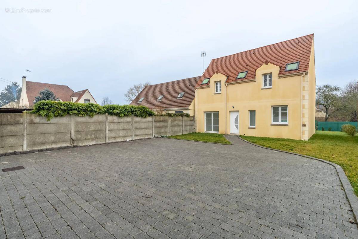 Maison à CAUVIGNY