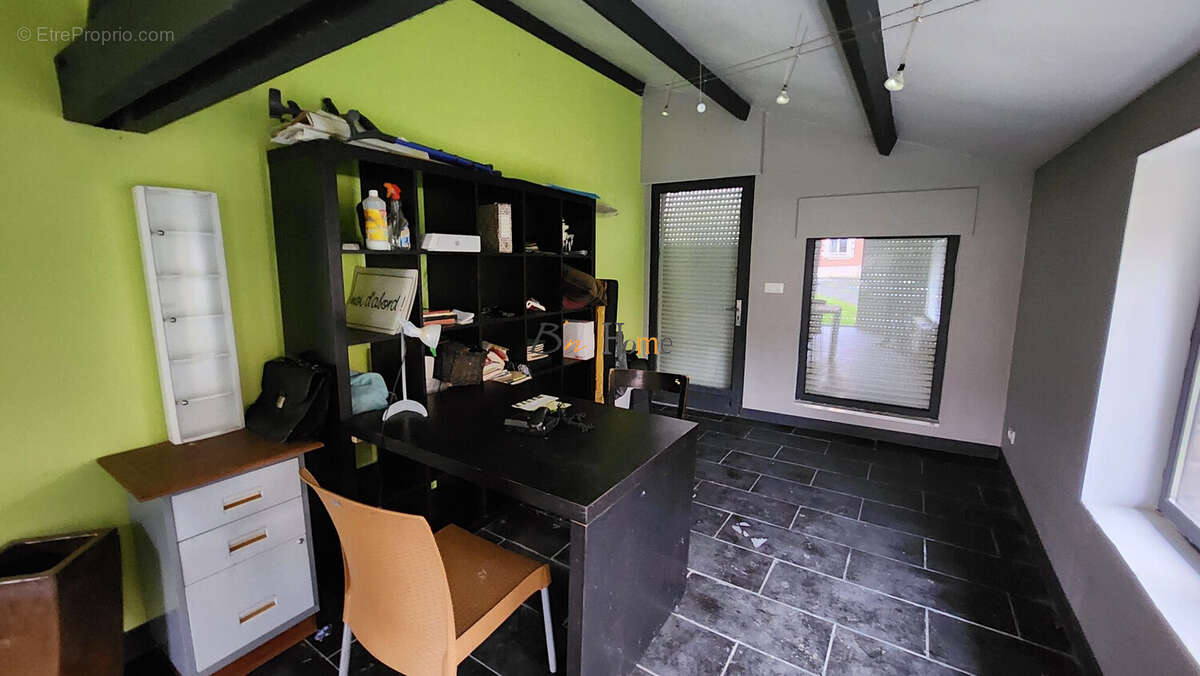 Maison à COURCELLES-LE-COMTE