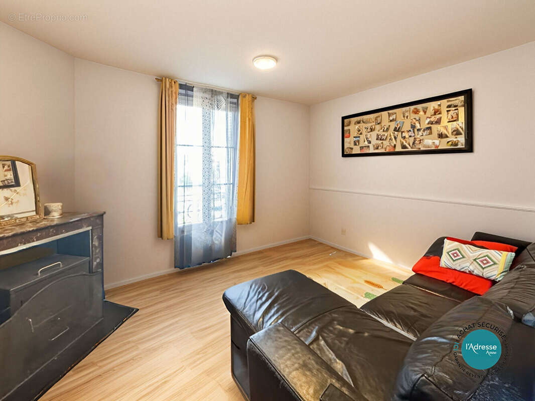 Appartement à CORBEIL-ESSONNES