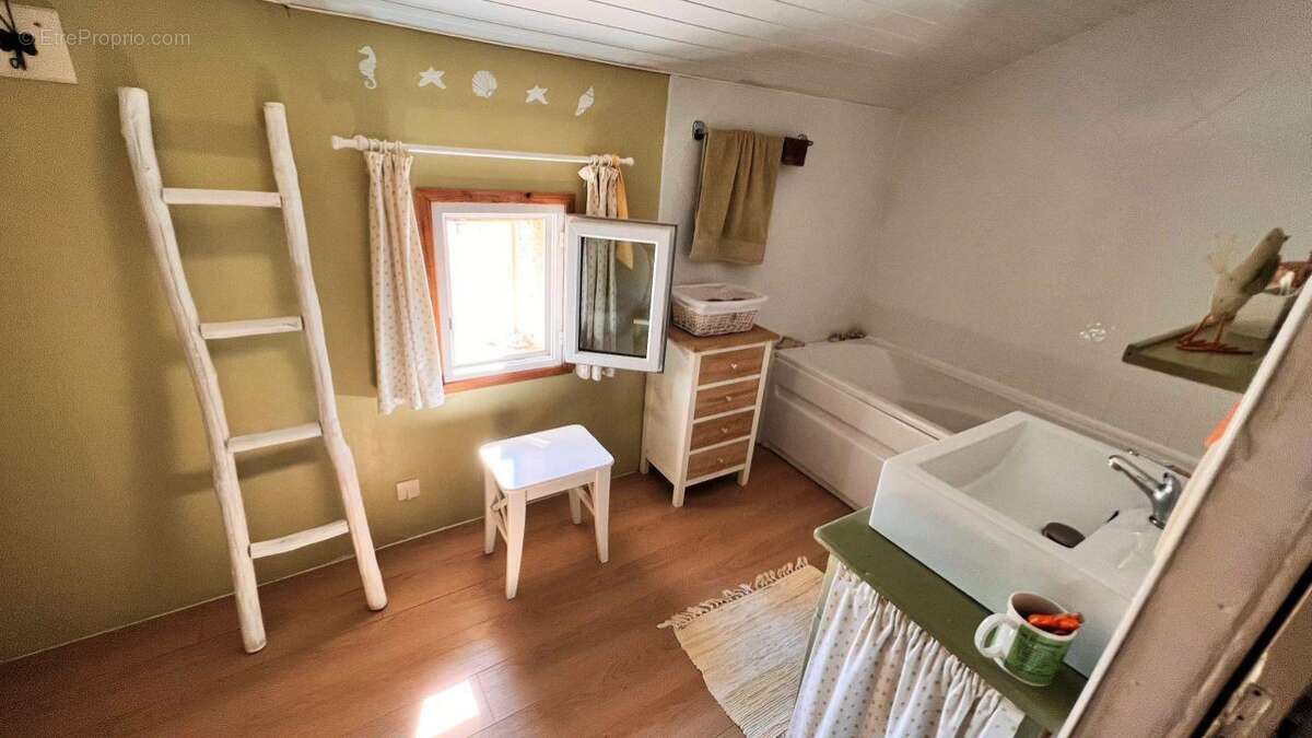 Maison à BIZE-MINERVOIS