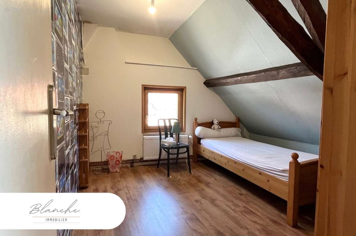 Maison à vendre 4 pièces RUMEGIES (59) - photo 9