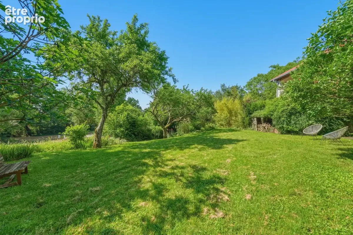 Maison à vendre 7 pièces ECHENEVEX (01) - photo 6