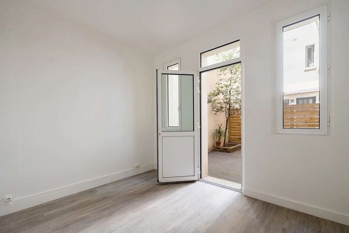 Appartement 32 m² à Paris-17e  - photo 3