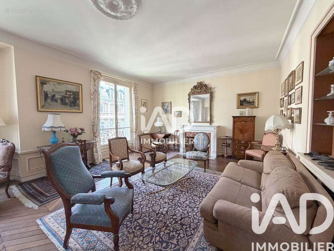 Photo 2 - Appartement à PARIS-16E
