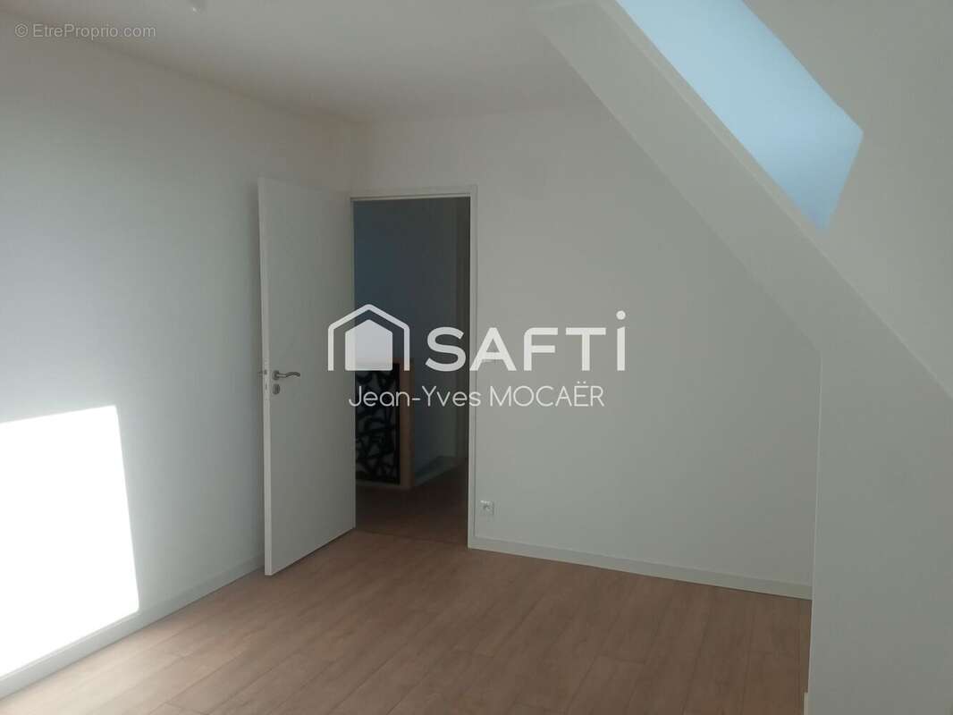 Photo 4 - Maison à CHATEAUNEUF-DU-FAOU