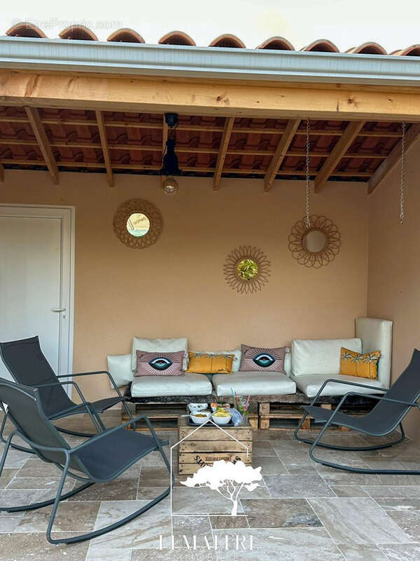 Maison à LES MATHES