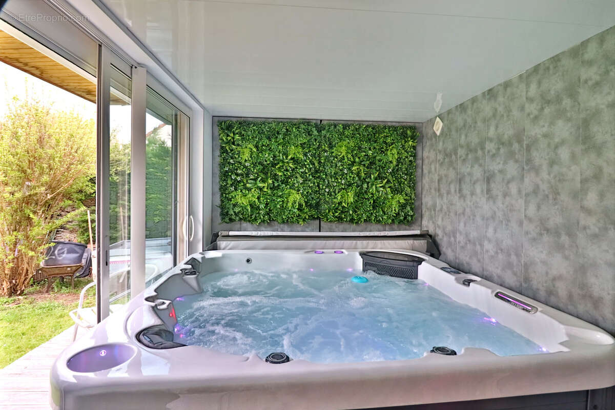 Maison à COURTERANGES