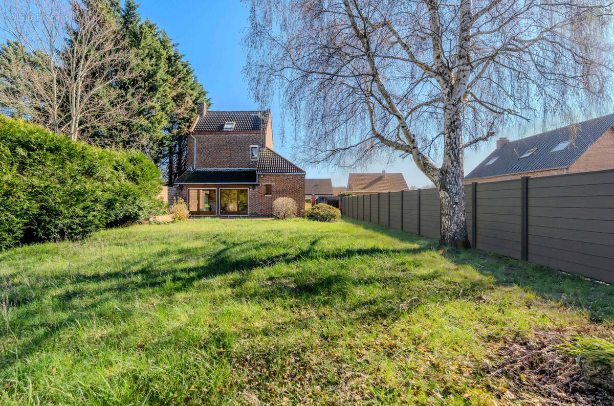 Maison à ANNOEULLIN