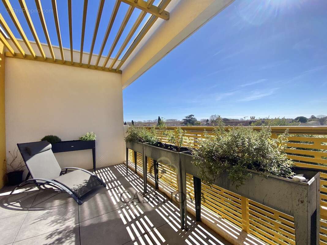 Appartement à MAUGUIO