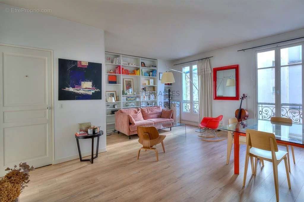 Appartement à PARIS-12E
