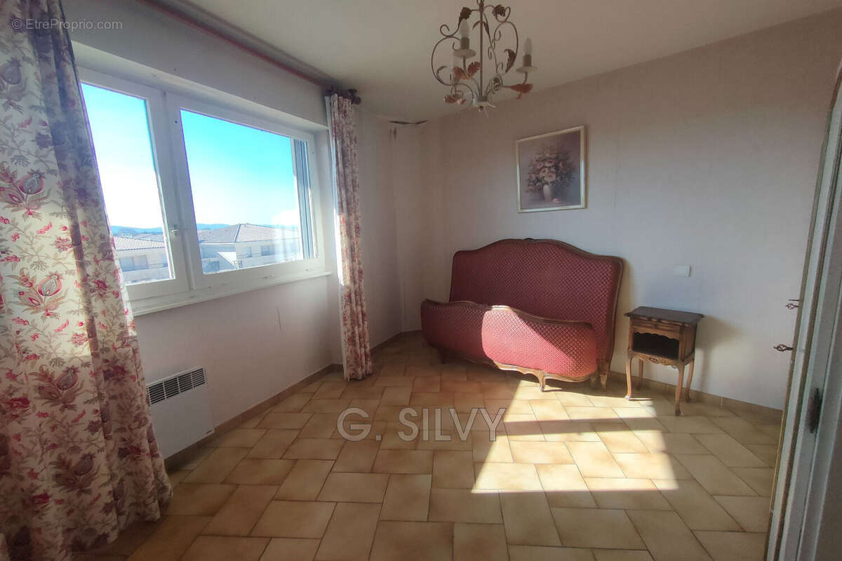 Appartement à ORANGE