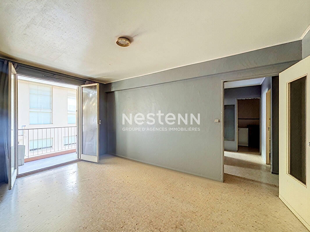 Appartement à VALLAURIS