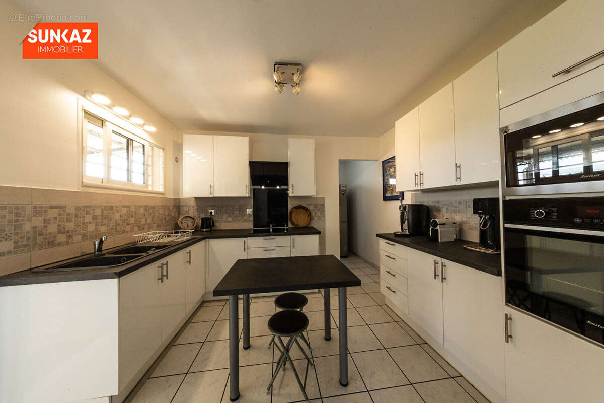 Maison à SAINT-JOSEPH