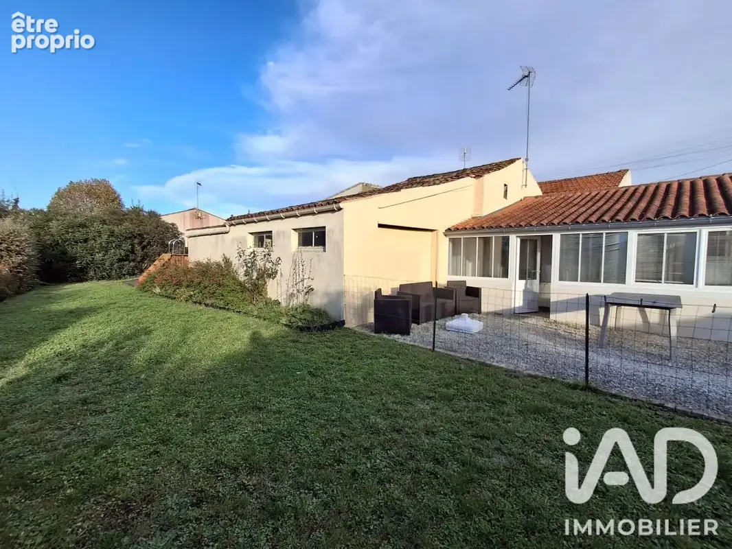 Photo 1 - Maison à MARENNES