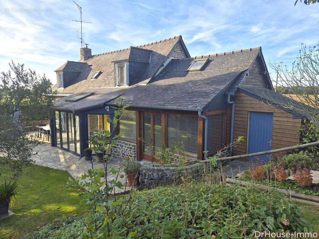 Maison à GORRON