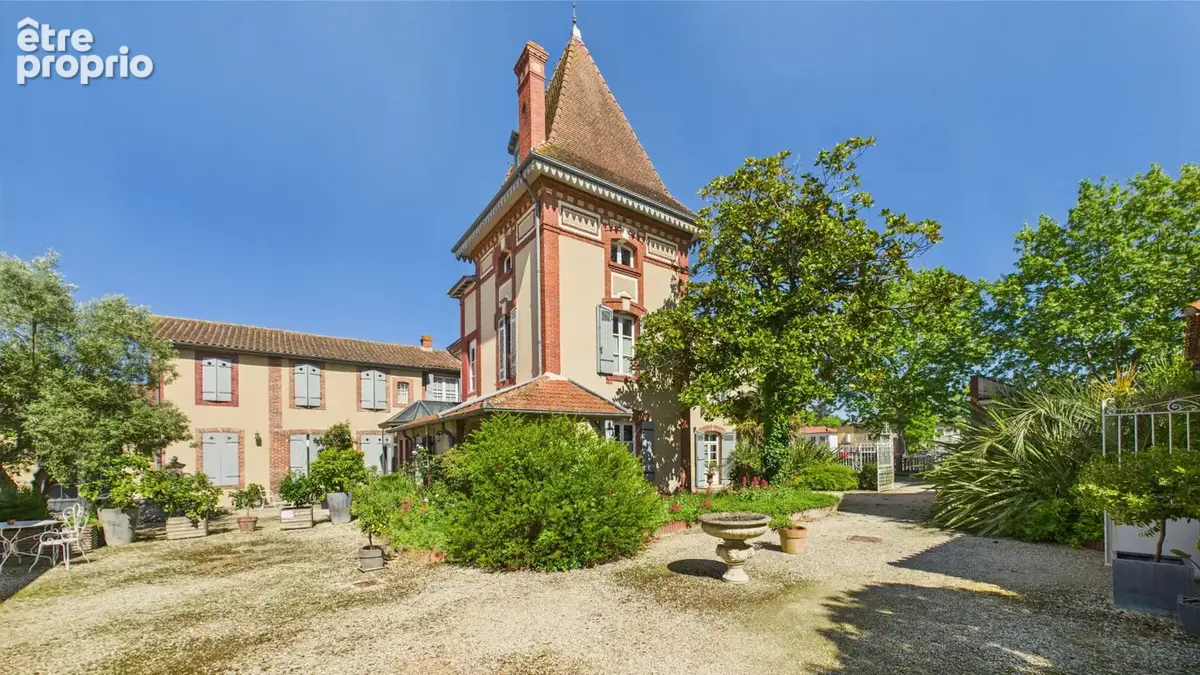 Propriété de caractère, 3 bâtisses, idéal activité touristique - photo 3