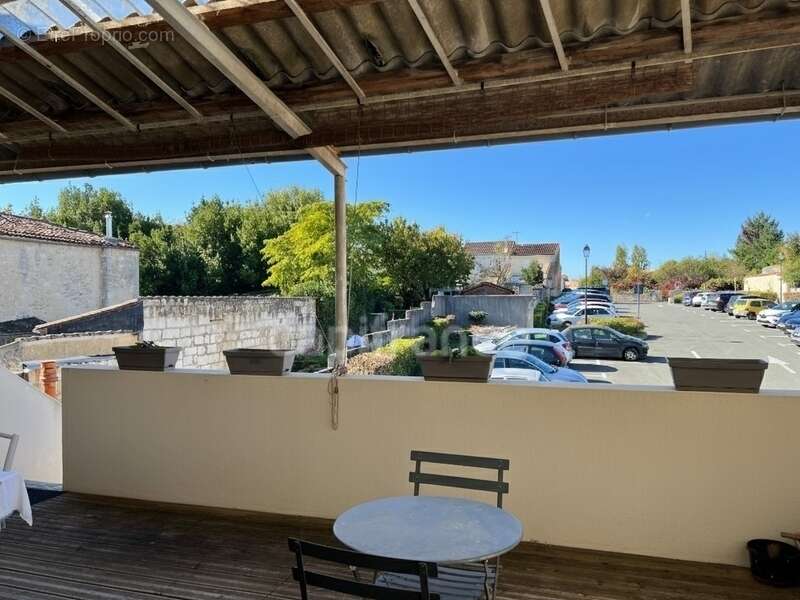 Appartement à PONS