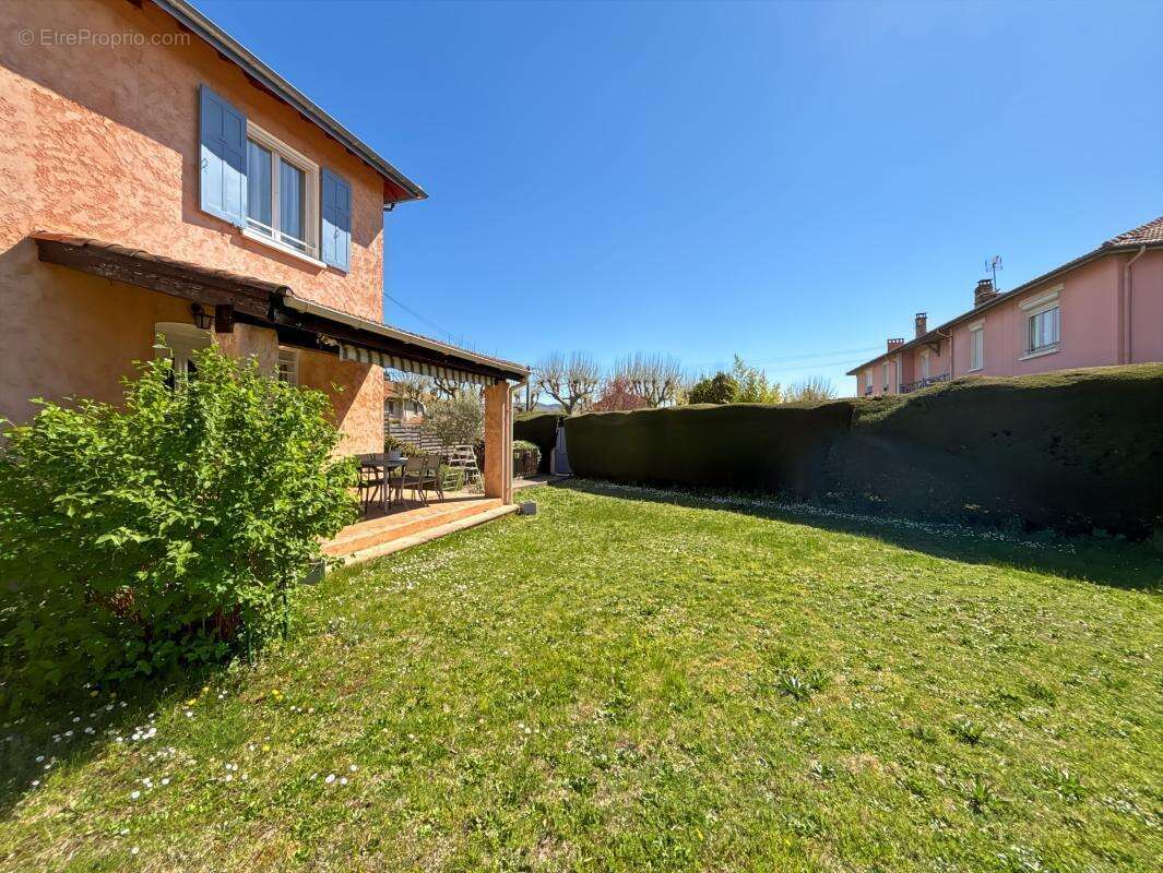 Maison à CHATEAU-ARNOUX-SAINT-AUBAN