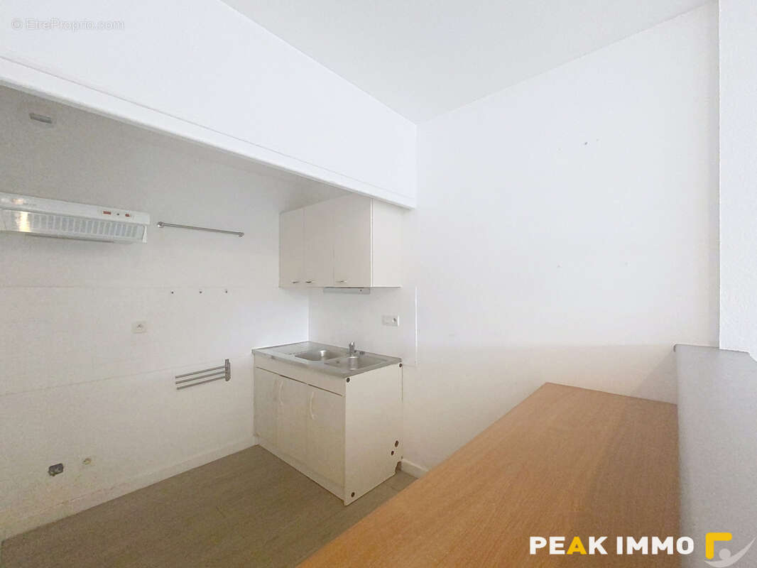 SAINT-JEOIRE-EN-FAUCIGNY   Appartement T3 de 60,75 m2 avec balcons, cave et stationnement - photo 6