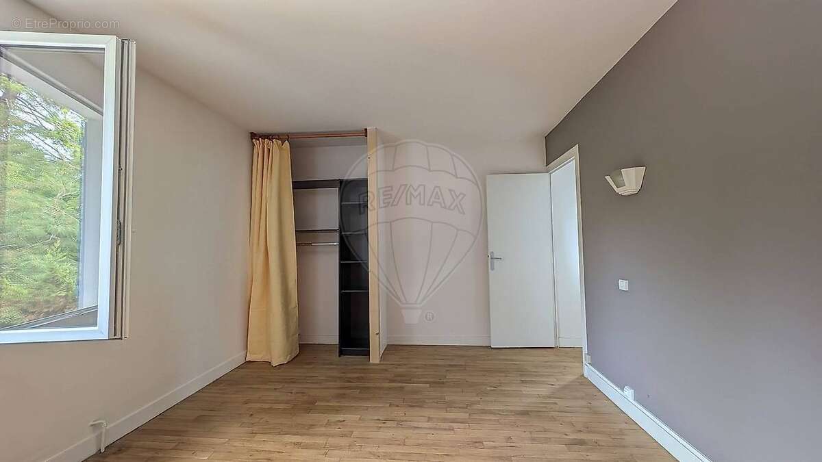 Maison à LES MATHES